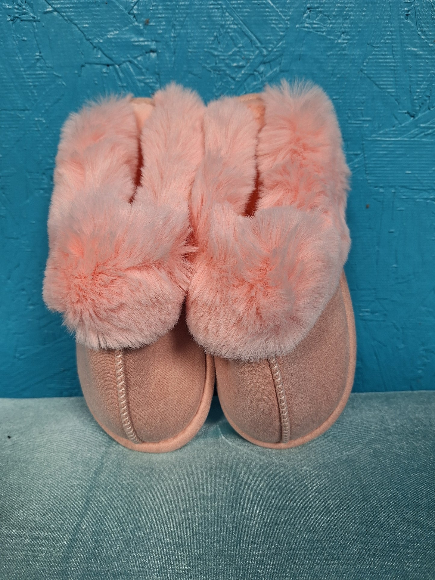 Pink Houseshoes