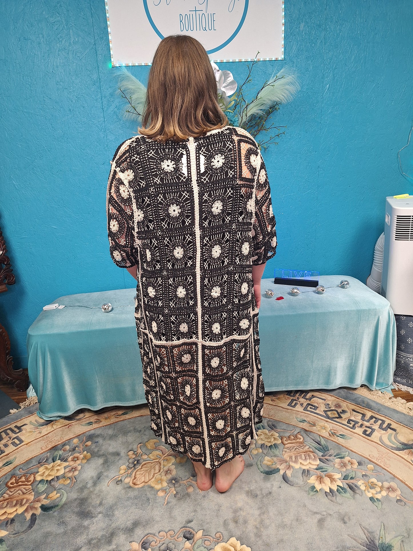 Black/Beige Crochet Kimono