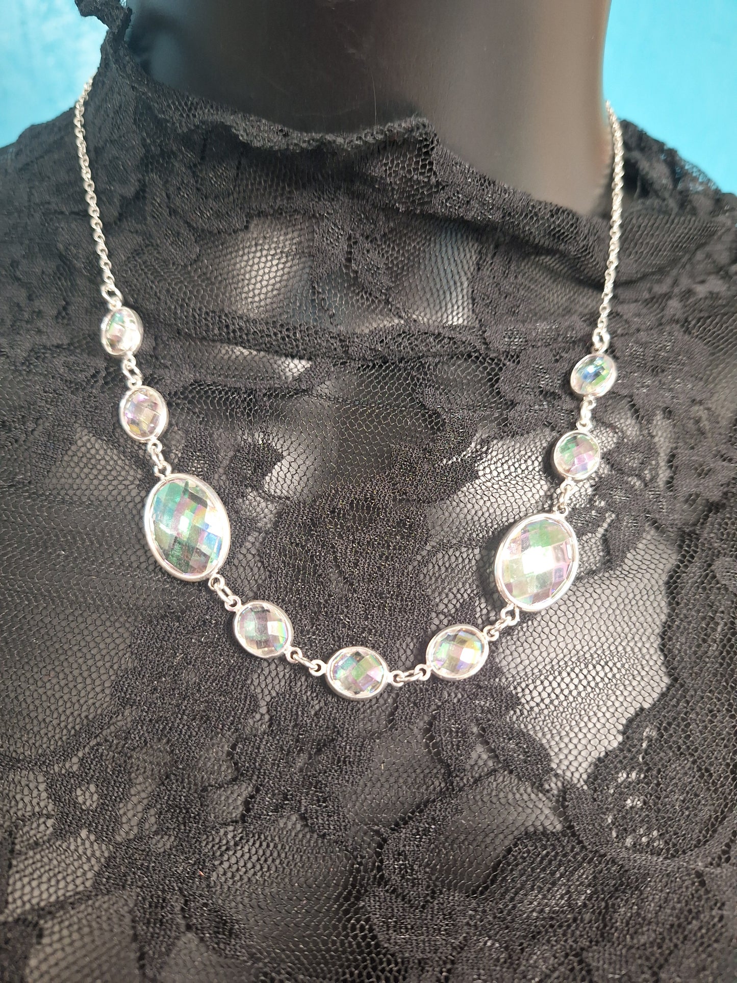 Irid Stones Necklace