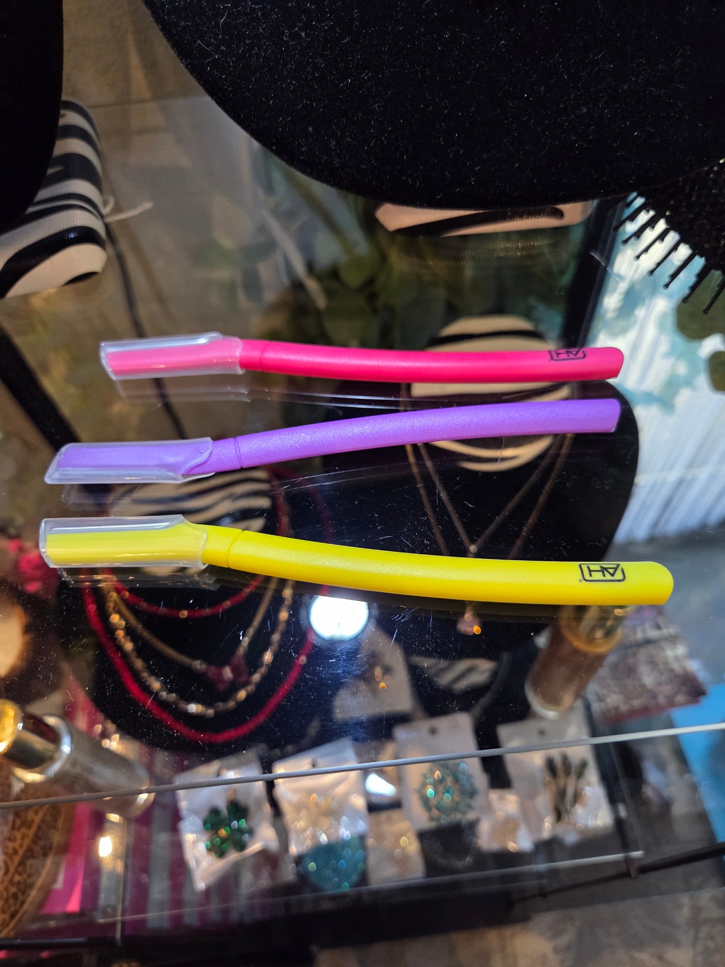 Eyebrow Razor