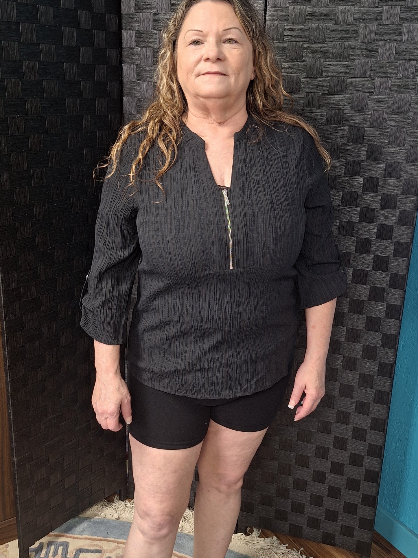 Zip 3/4 Sleeve Shirt