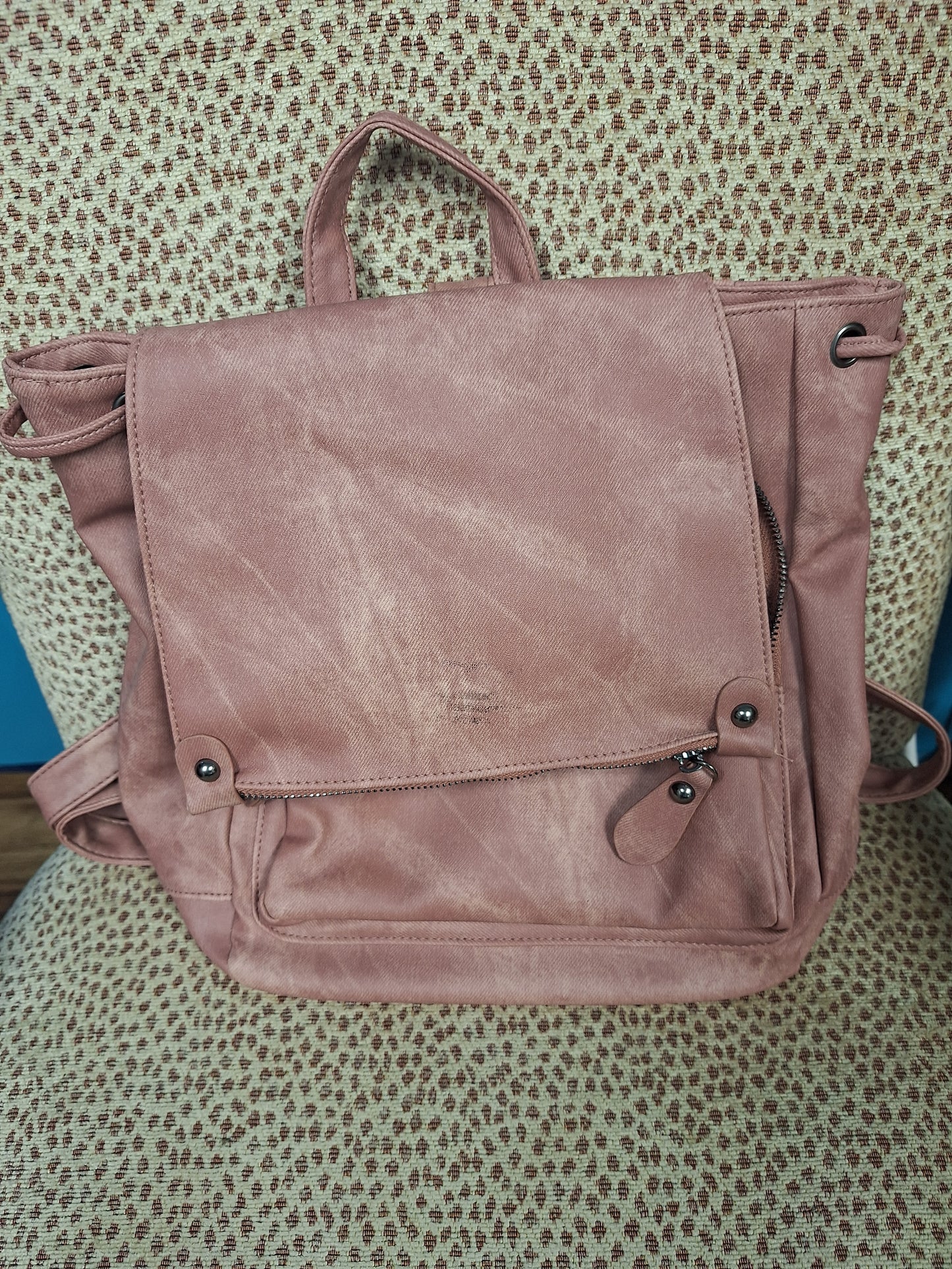 Medium Backpack