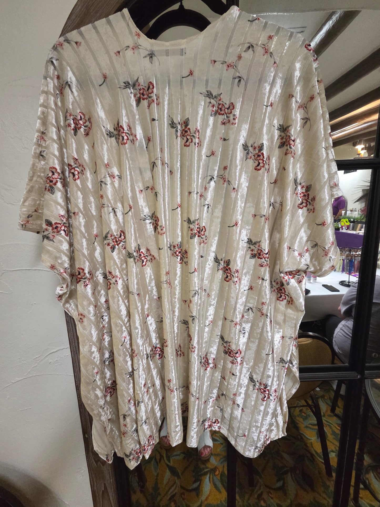 White Cardigan w Small Flowers
