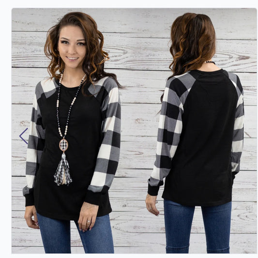 Black/ White Plaid Sleeve Top