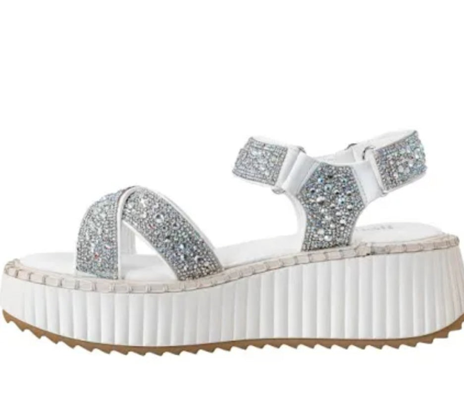 Total Catch Rhinestone Sandals