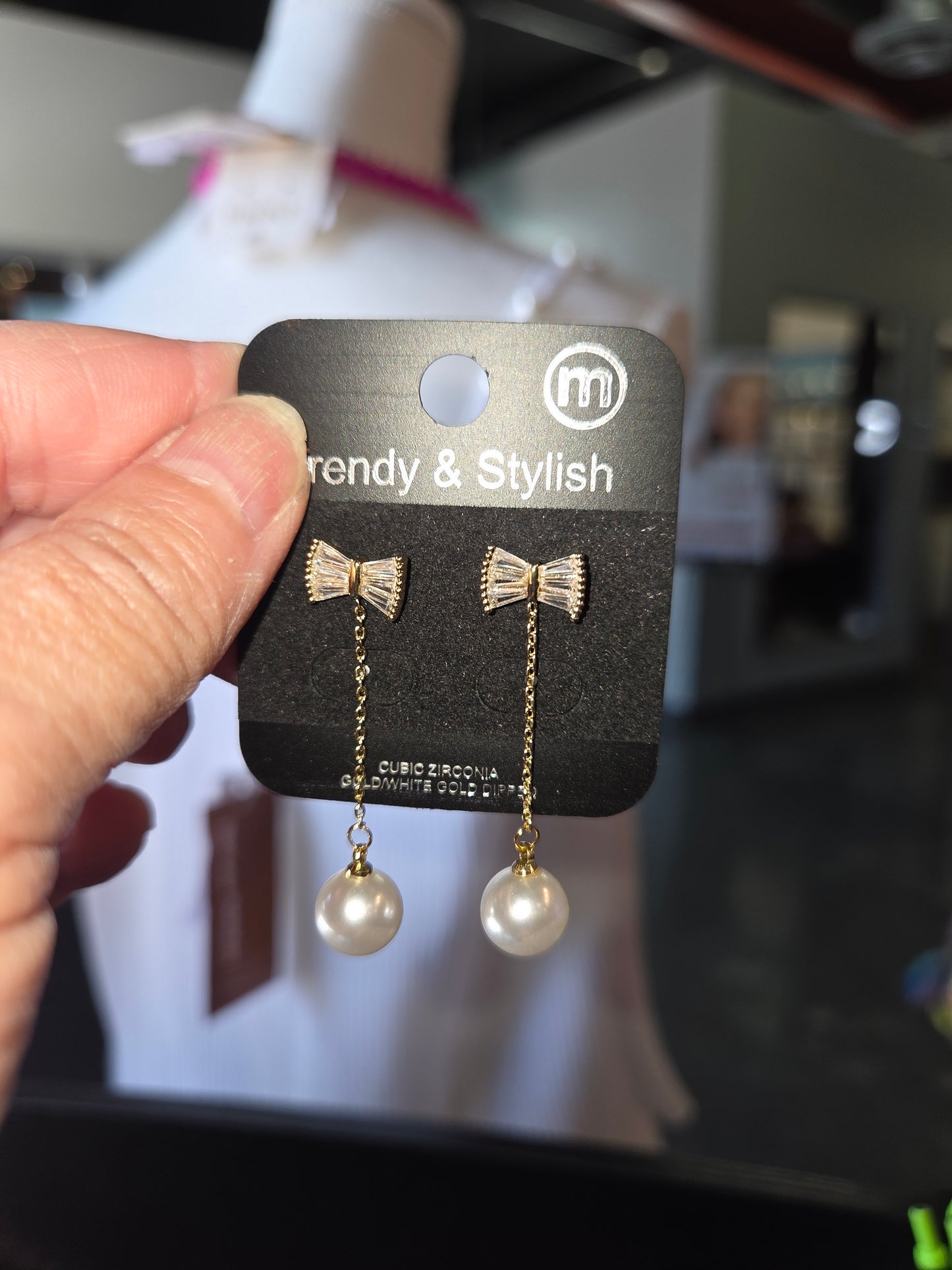 Bow w Chain Pearl Earrings