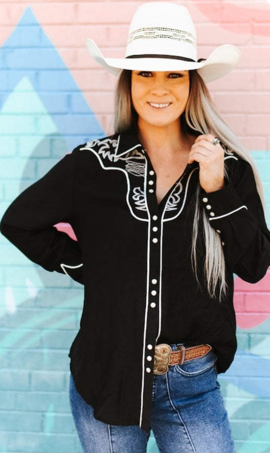 #193 Black Western Embroidered Pearl Snap Button Shirt