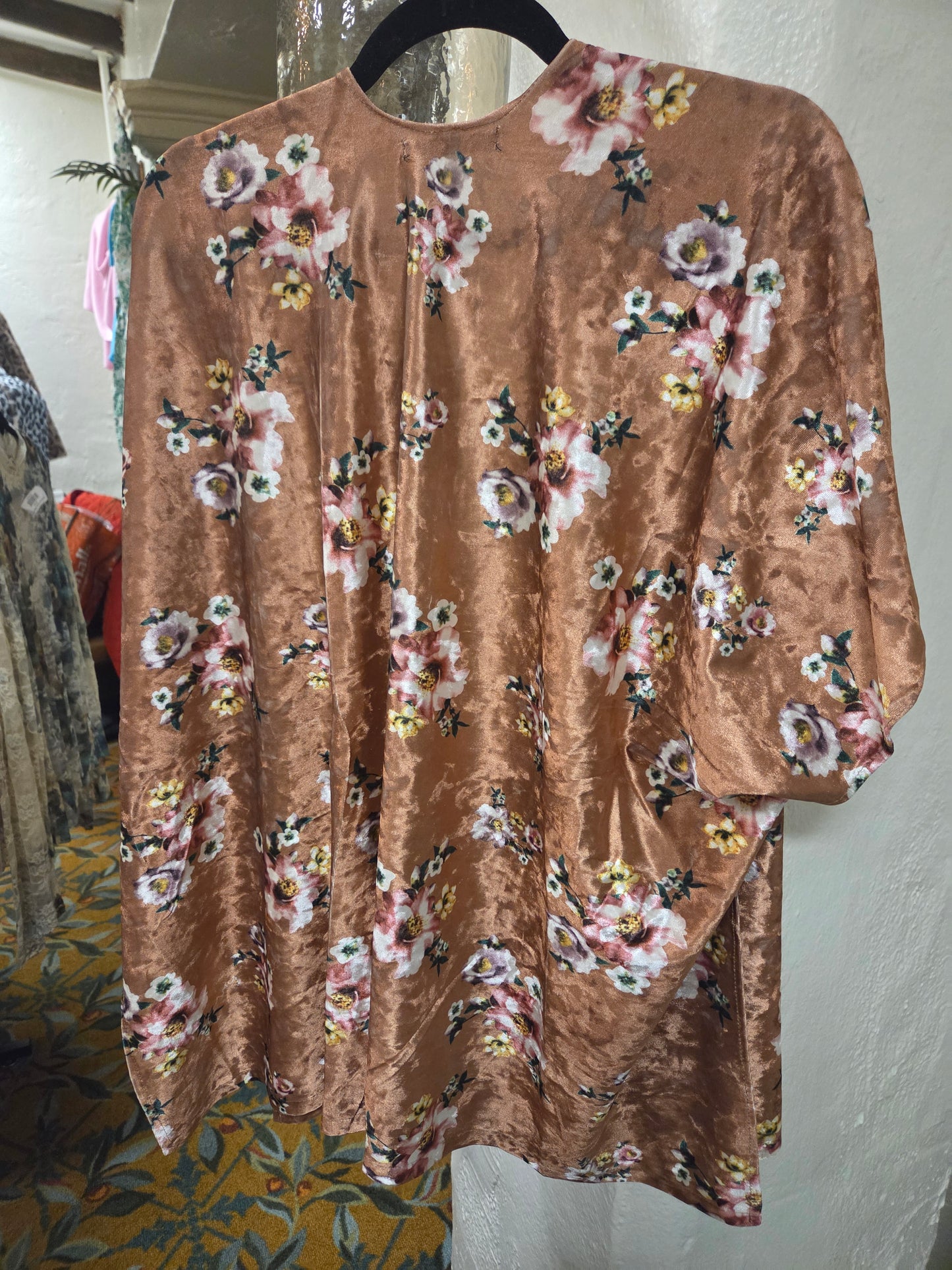 Brown Cardigan w Flowers