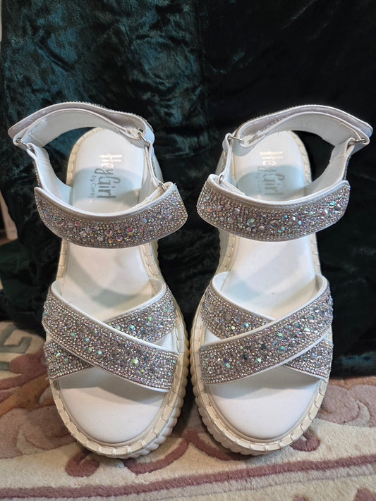 Total Catch Rhinestone Sandals