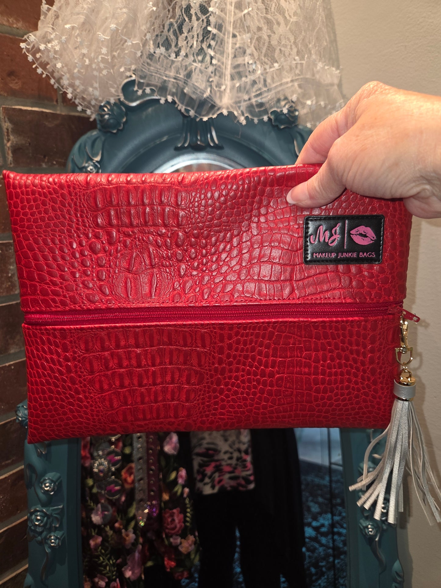 Makeup Jinkie Bag Red
