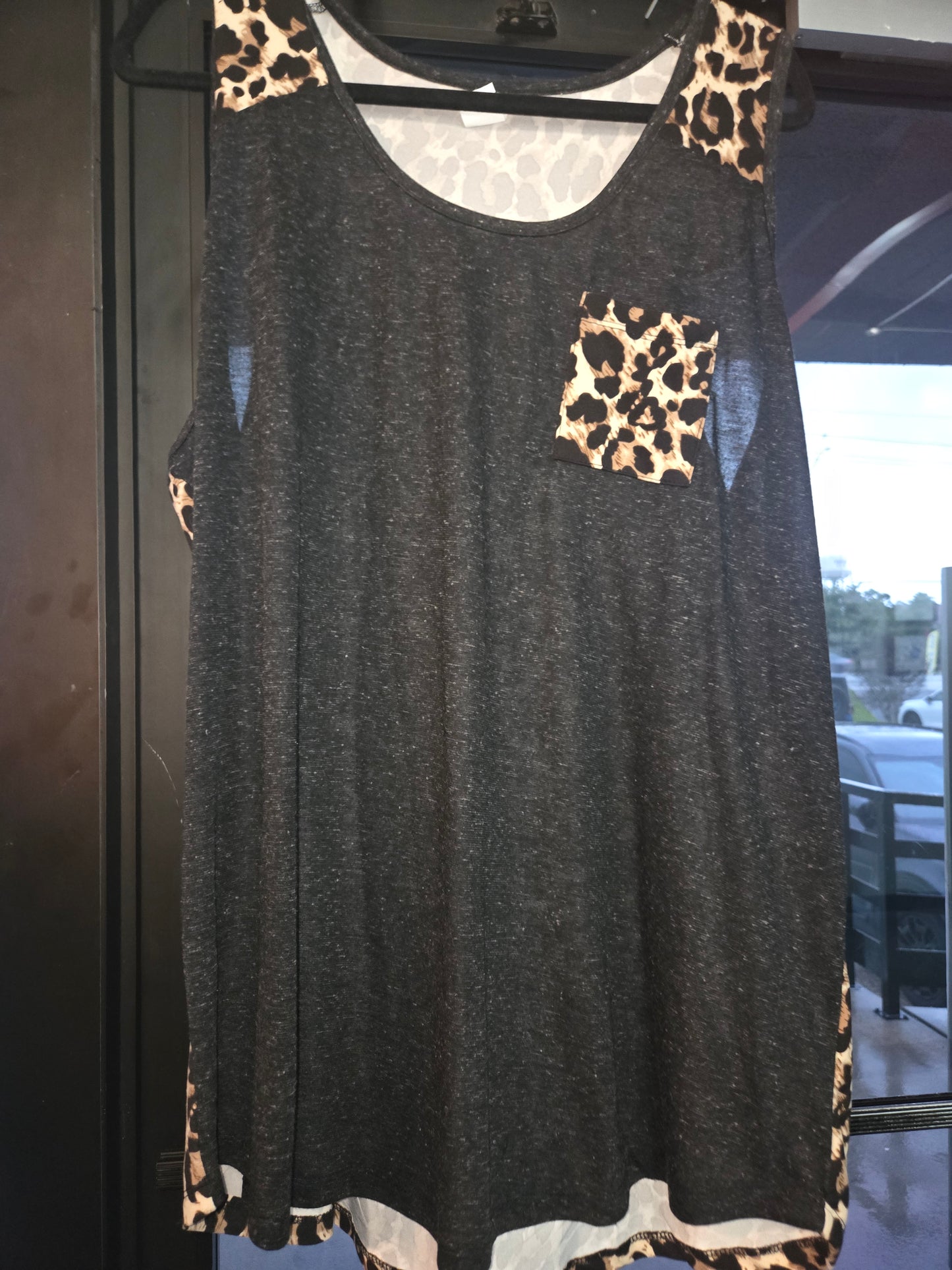Leo Tank