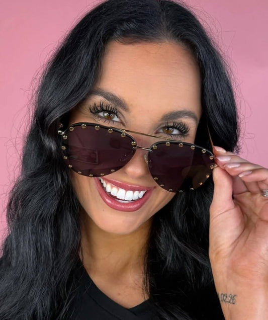 Showstopper Studded Aviator Sunglasses Gold/Black