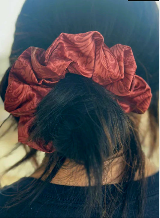 Country Road Scrunchie
